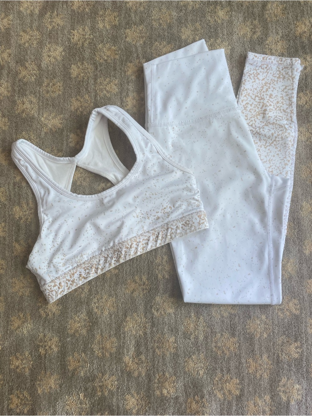 BuffBunny White and Gold Speckled Legging Set